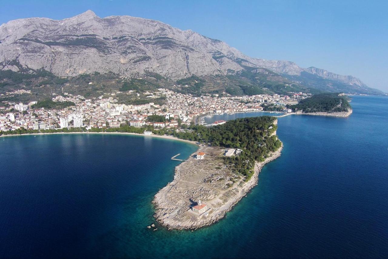 Family Friendly Apartments With A Swimming Pool Makarska - 19147 Exterior photo